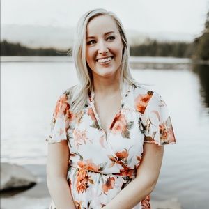 Meet your Posher, Danielle